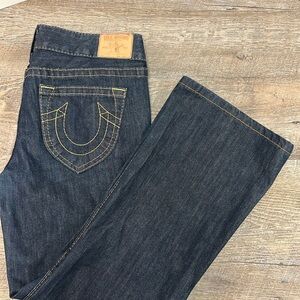True Religion Women’s Bootcut Jeans RN#112790 Size 32